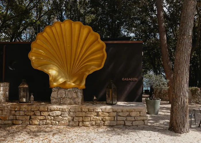 Casacon Disco Hotell 4*